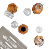 طقم استكانه وفناجين عربية مع صحون خشب - 18 قطعة - شفاف